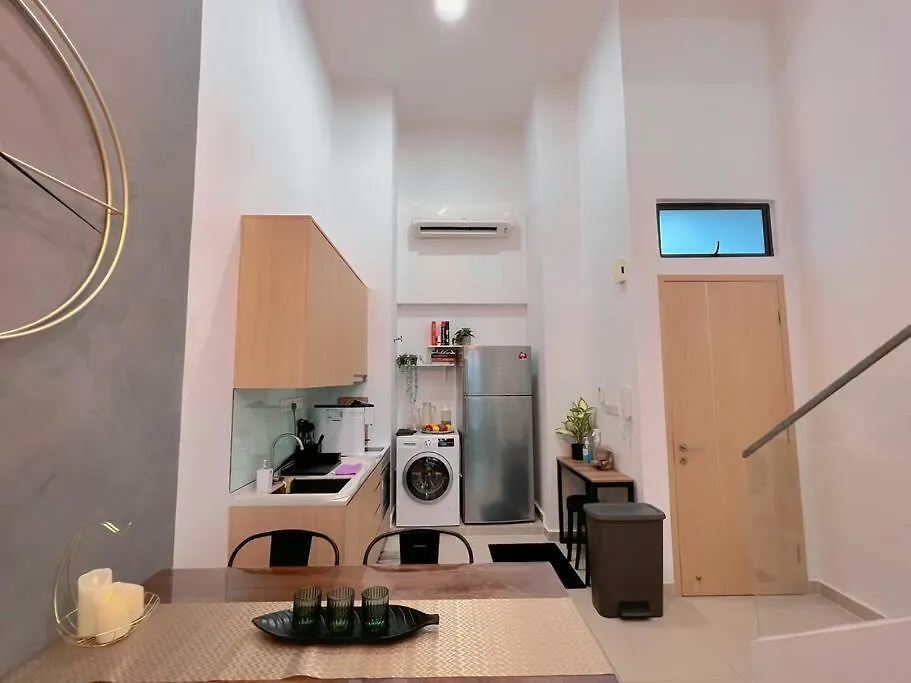 Duplex 4Px@Colony, Near Quill Citymall & Monorail Kuala Lumpur 0*,